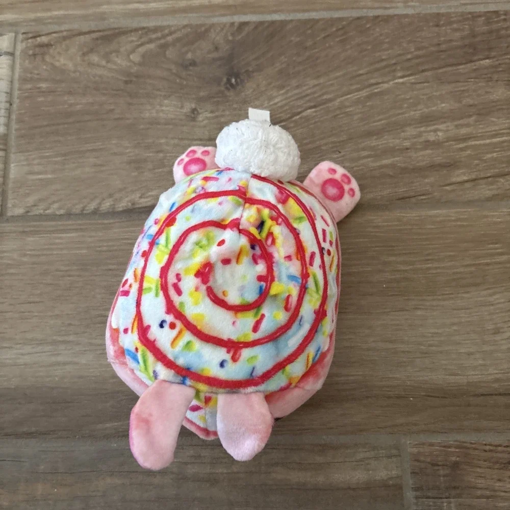 Cookeez Makery Baked Treatz BUNNY Cinnamon Swirl 6